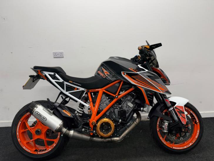 KTM 1290 SUPER DUKE R