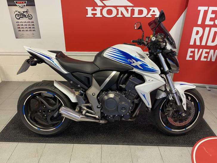 HONDA CB1000R
