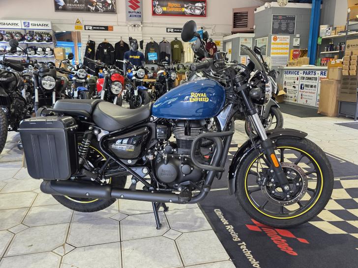 Royal Enfield METEOR 350 FIREBALL