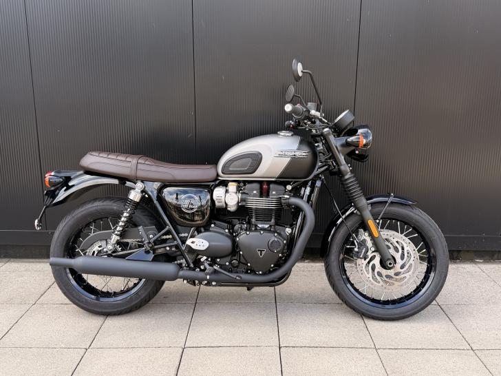 Triumph BONNEVILLE T120 BLACK