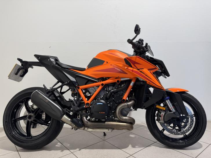 KTM 1390 SUPER DUKE R EVO 