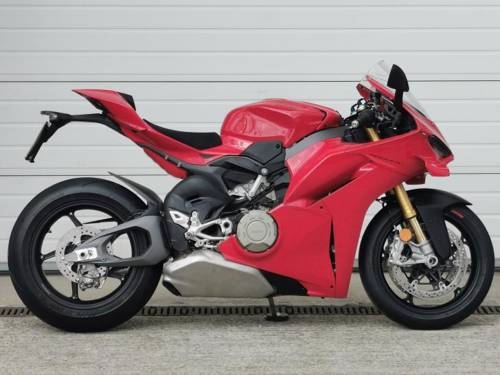 Ducati PANIGALE V4 S