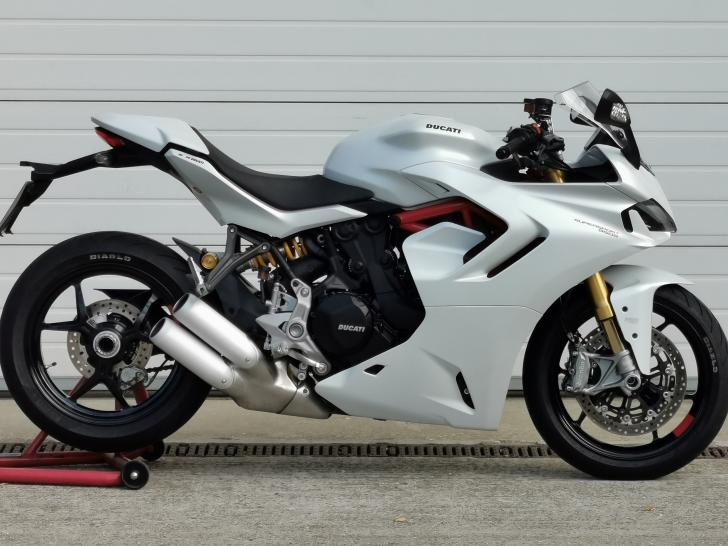 Ducati SUPERSPORT 950