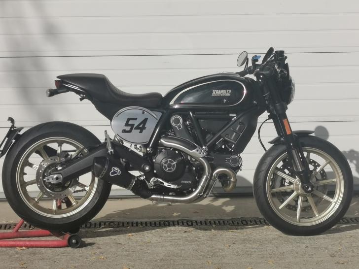 Scrambler CAFE RACER