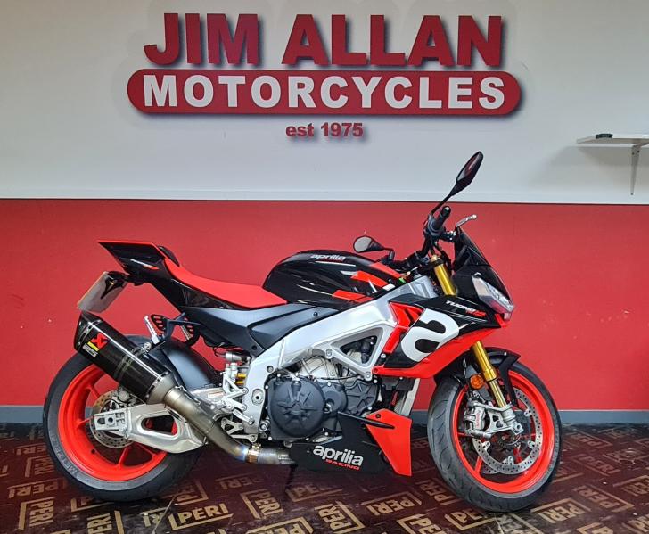 Aprilia TUONO V4 1100 FACTORY