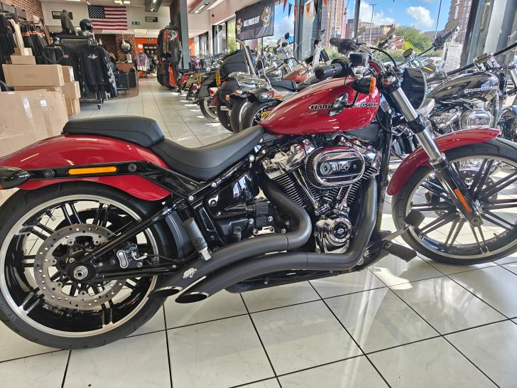 Harley-Davidson BREAKOUT 114