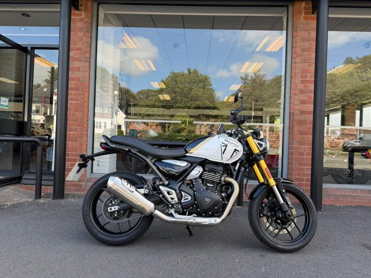 TRIUMPH SPEED 400