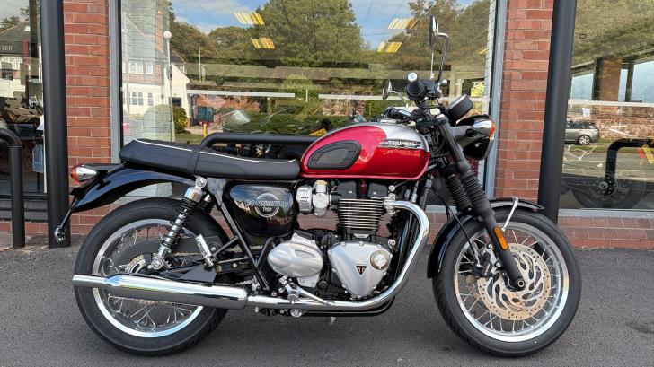 Triumph BONNEVILLE T120