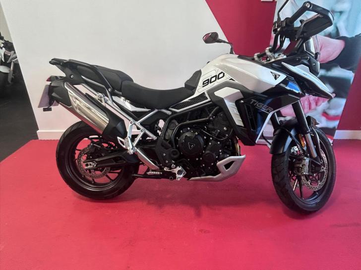 TRIUMPH TIGER 900 GT