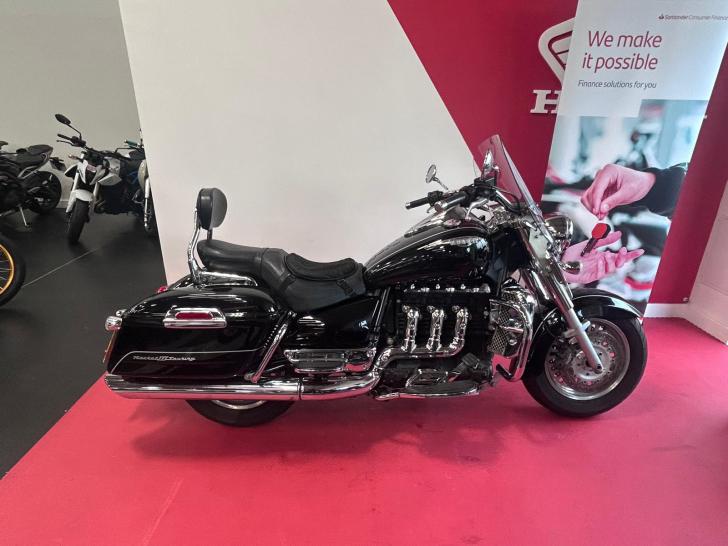 TRIUMPH ROCKET III TOURING
