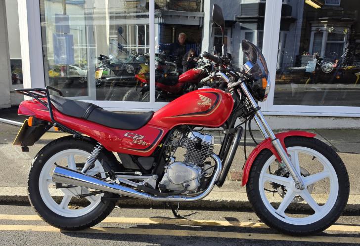 HONDA CB250