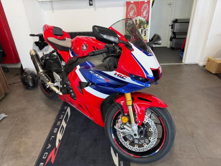 Honda CBR1000RR-R FIREBLADE SP