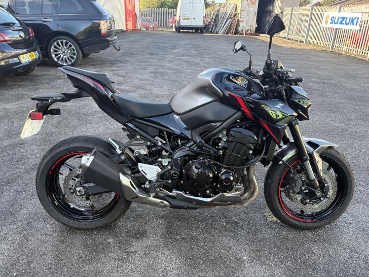 Kawasaki Z900
