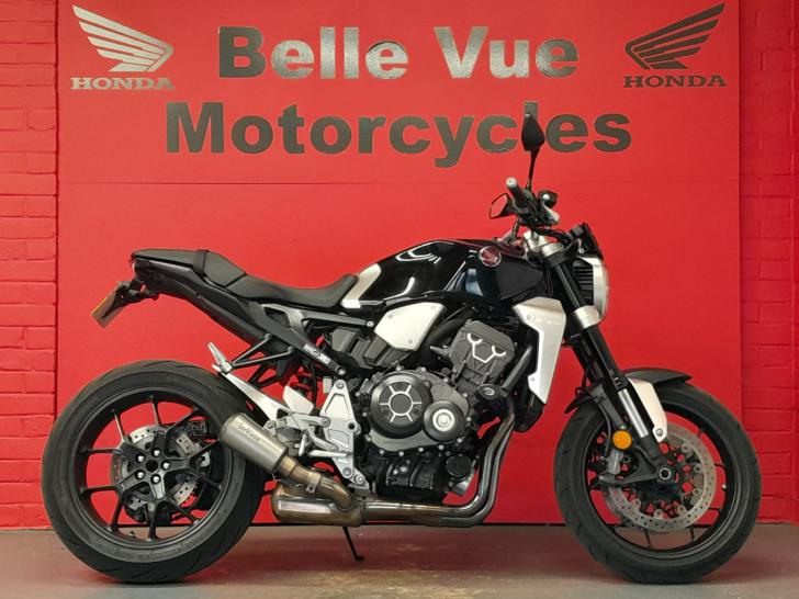 Honda CB1000R BLACK EDITION