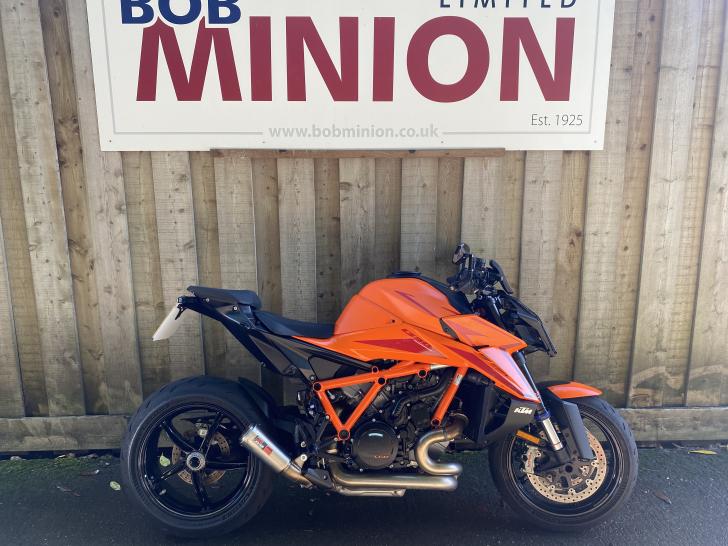 KTM 1390 SUPER DUKE R