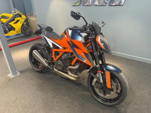 Used KTM SUPER DUKE R 1290 SUPER DUKE R for sale in Nottingham | Image 2