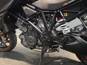 Used KTM SUPER DUKE R 1290 SUPER DUKE R for sale in Nottingham | Image 2