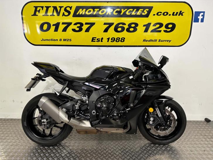 Yamaha YZF-R1