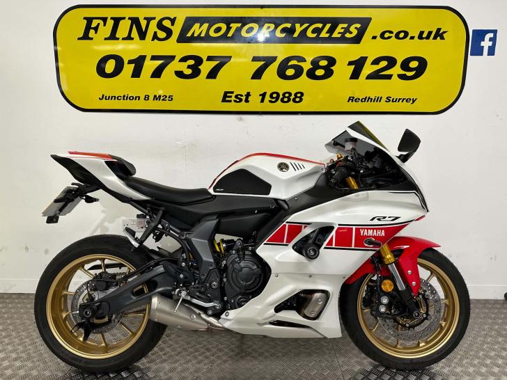 Yamaha R7 WORLD GP 60TH ANNIVERSARY