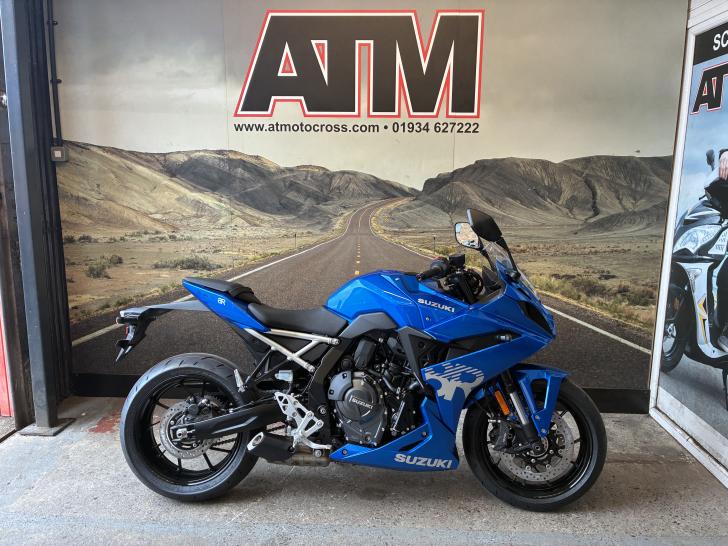 Suzuki GSX-8R