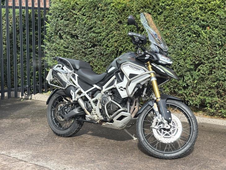 TRIUMPH TIGER 1200 RALLY PRO