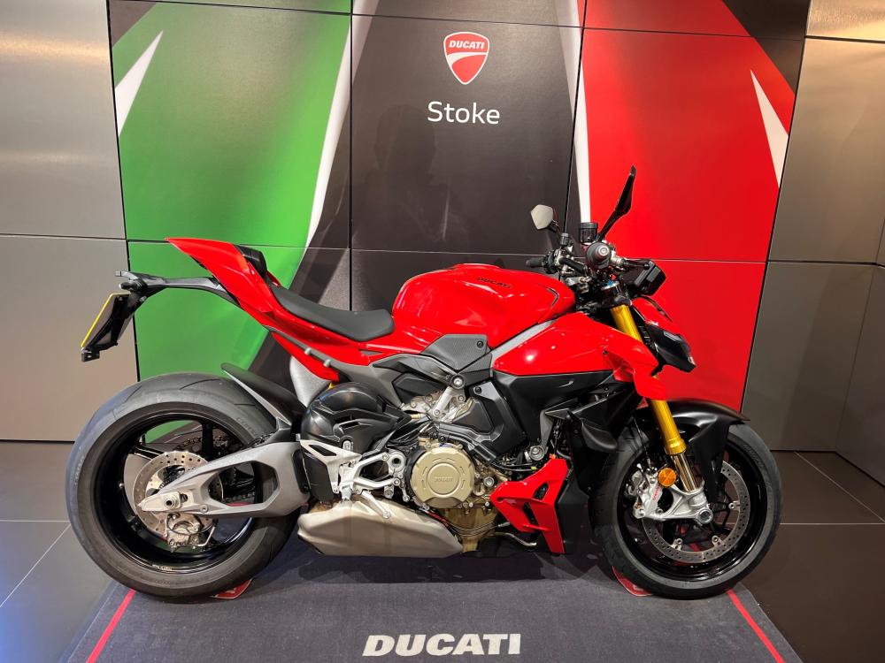 Used Ducati STREETFIGHTER V4 S STREETFIGHTER V4 S for sale in Newcastle Under Lyme