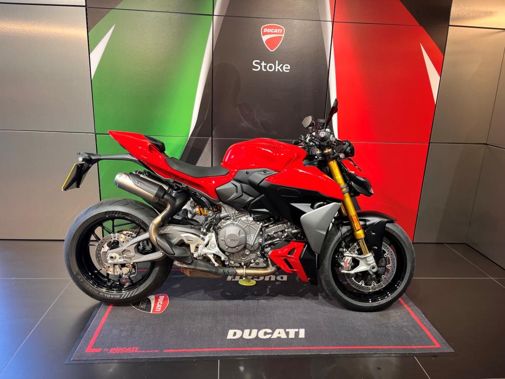 Used Ducati STREETFIGHTER V2 S STREETFIGHTER V2 S for sale in Newcastle Under Lyme