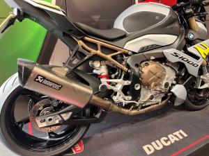 Used BMW S 1000 R SPORT S 1000 R SPORT for sale in Newcastle Under Lyme | Image 2