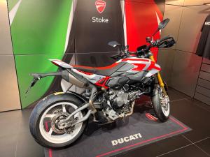 Used Ducati HYPERMOTARD V2 SP HYPERMOTARD V2 SP for sale in Newcastle Under Lyme | Image 2