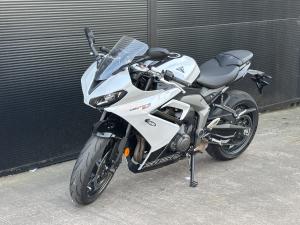 Used Triumph DAYTONA 660 DAYTONA 660 for sale in Stoke On Trent | Image 2
