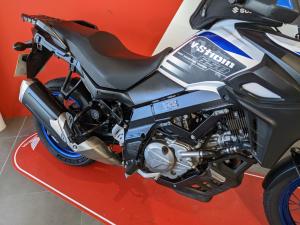 Used Suzuki V-STROM  V-STROM 650 X for sale in Newcastle-under-Lyme | Image 3