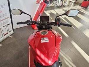 Used Honda CB1000 HORNET CB1000 HORNET for sale in Newcastle-under-Lyme | Image 2