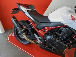 Used Honda CB750 HORNET CB750 HORNET for sale in Newcastle-under-Lyme | Image 2