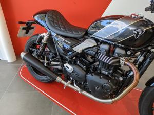 Used Triumph SPEED TWIN 900 SPEED TWIN 900 for sale in Newcastle-under-Lyme | Image 2