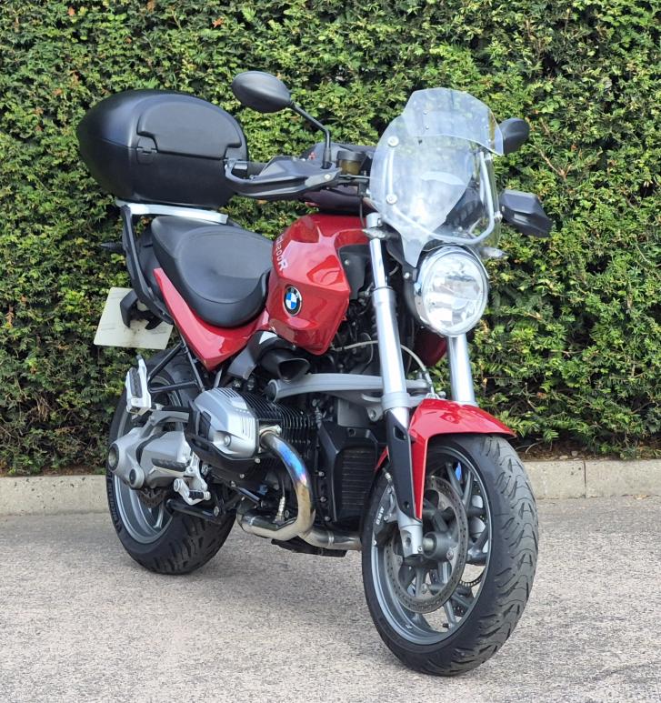 BMW R1200R