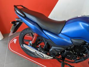 Used Honda CB125F CB125F for sale in Newcastle-under-Lyme | Image 2