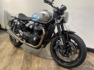 Used Triumph SPEED TWIN 1200 SPEED TWIN 1200 for sale in Newcastle | Image 2