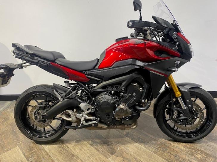 YAMAHA TRACER 9