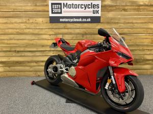 Used Ducati PANIGALE V4 PANIGALE V4 for sale in Swindon | Image 2