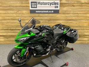 Used Kawasaki NINJA 1000 SX PERFORMANCE TOURER NINJA 1000 SX PERFORMANCE TOURER for sale in Swindon | Image 2