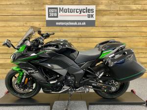 Used Kawasaki NINJA 1000 SX PERFORMANCE TOURER NINJA 1000 SX PERFORMANCE TOURER for sale in Swindon | Image 2