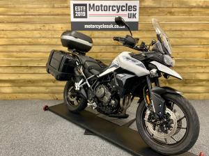 Used Triumph TIGER 900 GT LOW TIGER 900 GT LOW for sale in Swindon | Image 3