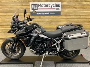 Used Triumph TIGER 900 GT PRO TIGER 900 GT PRO for sale in Swindon | Image 2