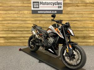 Used KTM 790 DUKE 790 DUKE for sale in Swindon | Image 2