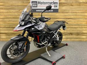 Used Triumph TIGER 900 GT PRO TIGER 900 GT PRO for sale in Swindon | Image 2