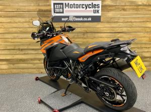 Used KTM 1290 SUPER ADVENTURE S 1290 SUPER ADVENTURE S for sale in Swindon | Image 3