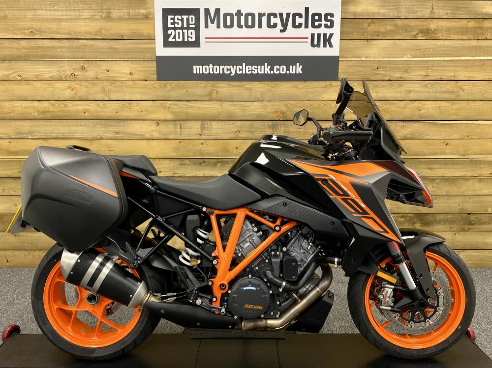 Used KTM 1290 SUPERDUKE GT 1290 SUPER DUKE GT for sale in Swindon
