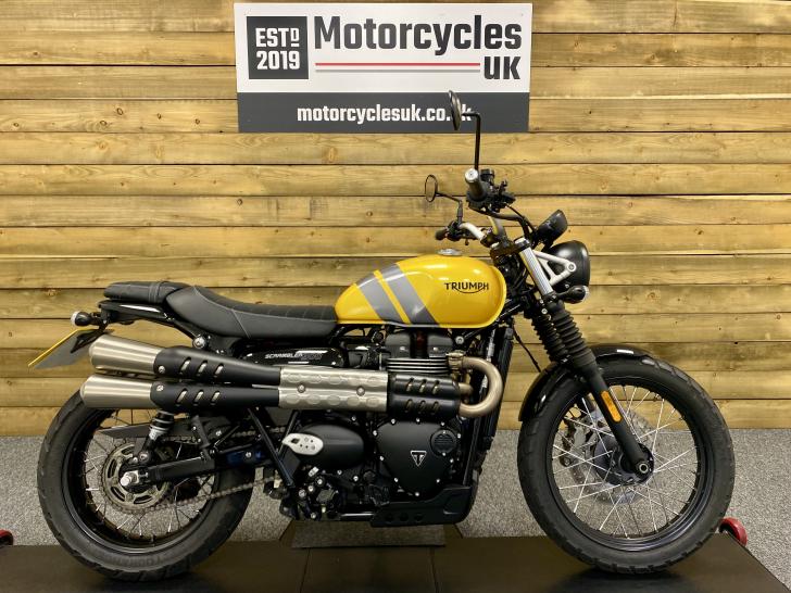 Triumph SCRAMBLER 900