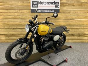 Used Triumph SCRAMBLER 900 SCRAMBLER 900 for sale in Swindon | Image 2