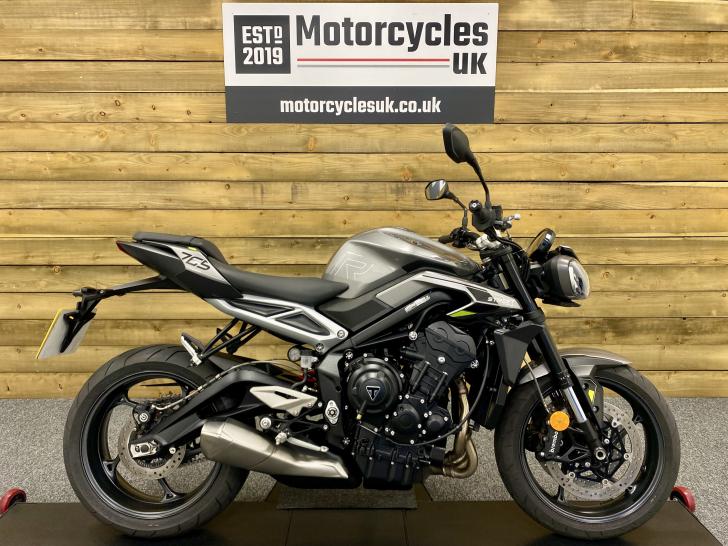 Triumph STREET TRIPLE 765 R